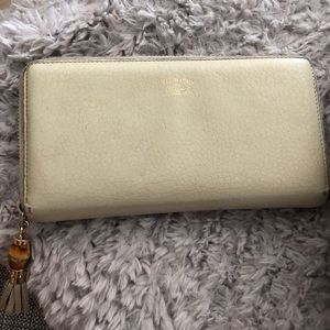 Gucci wallet.